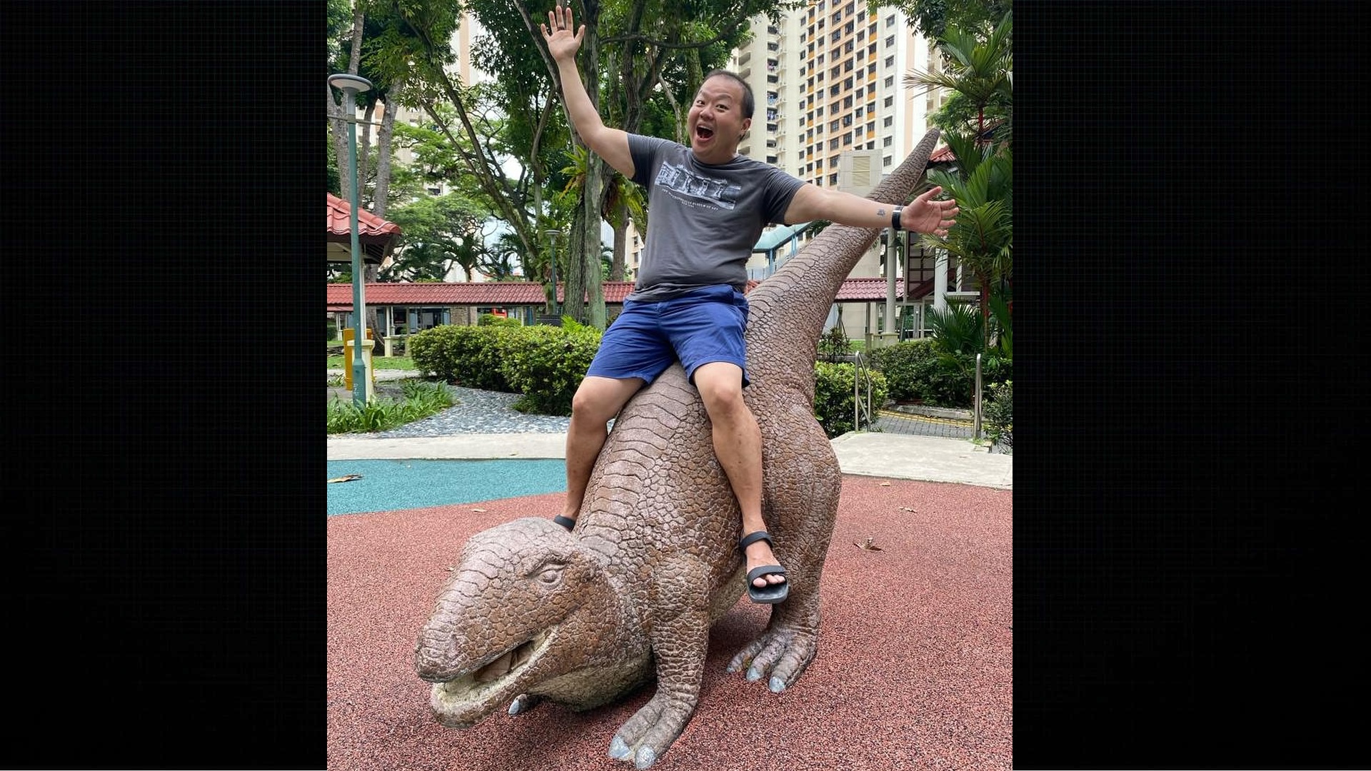 Learning with dinosaurs